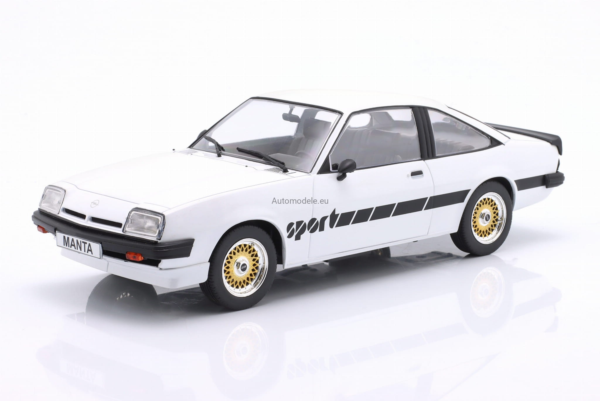 Modellautos Opel Ascona 1/18 MCG C metallise grün 1981 1:18