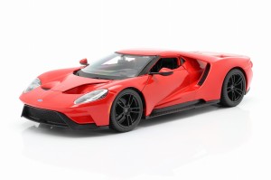 Ford GT Hardtop 2017 Red Maisto 1:18
