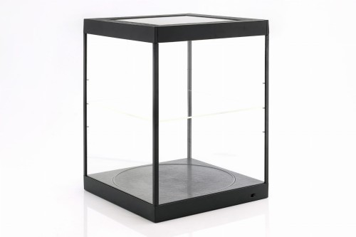 T9-69929bk Gablotka z oświetleniem LED i obrotową platformą do modeli 2-poziomowa Triple9