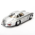 22023 Mercedes Benz 300SL 1954 Bburago 1:24