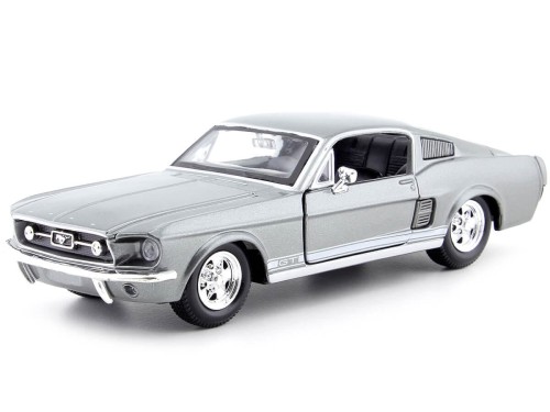 31260 Ford Mustang GT Fastback 1967 Maisto 1:24