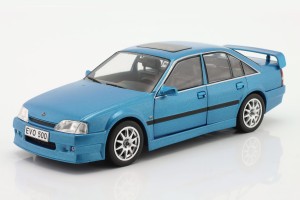 Opel Omega Evolution 500 1991 WhiteBox 1:24