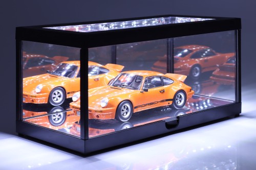 T9-187710Mbk Gablotka z oświetleniem LED i Lustrem do modeli w skali 1:18 i 1:24 Czarna Akrylowa Gablota Triple9