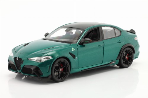 11048 Alfa Romeo Giulia GTA 2020 Montreal Green Bburago 1:18