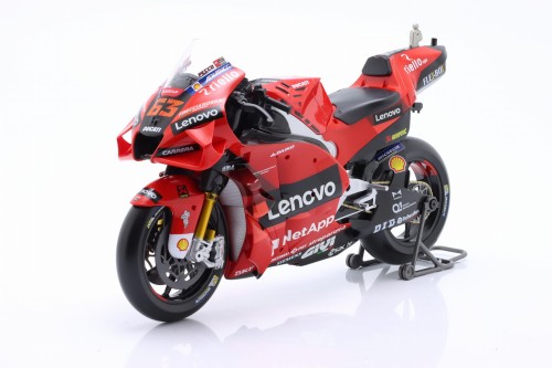 32229 Ducati Desmosedici GP22 #63 Francesco Bagnaia Moto GP World Champion 2022 Maisto 1:6