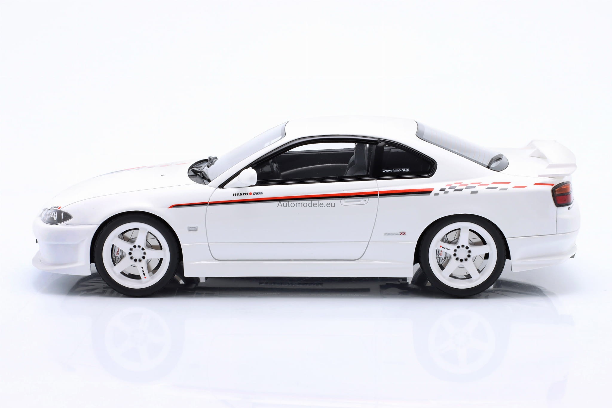 Ottomobile 1/18 Nissan Silvia Spec-R Aero (S15) – Blanche, Modèle De Collection