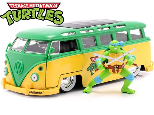 253285000 Volkswagen VW T1 Bus Van 1962 + Figurka Żółwie Ninja Jada Toys 1:24