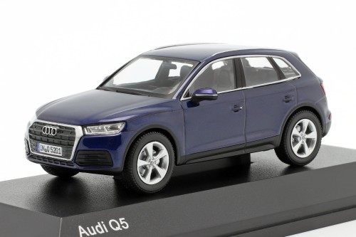 5011605632 Audi Q5 2016 Navarra Blue Spark by iScale 1:43
