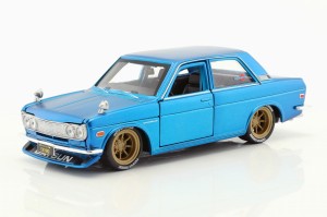 Datsun 510 Tokyo Mod 1971 Blue Maisto Design 1:24