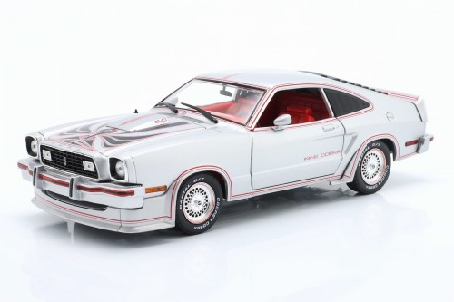 13670 Ford Mustang 2 II King Cobra 1978 Silver Metallic Greenlight 1:18