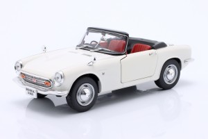 Honda S800 Spider Cabriolet RHD 1966 White WhiteBox 1:24