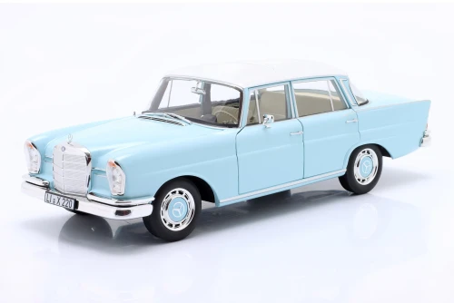 183920 Mercedes-Benz 220 S (W111) 1965 Light Blue Norev 1:18