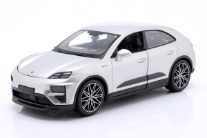 Porsche Macan 4 Turbo Electric 2024 Silver Bburago 1:24