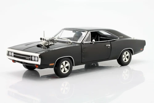 19122 Dodge Charger with Blown Engine 1970 Black Greenlight 1:18