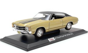 Chevrolet Chevelle SS 454 Sport Coupe 1971 Gold Maisto 1:18
