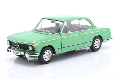 S1808604 BMW 1602 Taiga E10 1971 Green Solido 1:18
