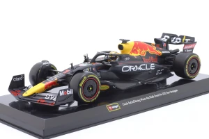Red Bull RB18 #1 Max Verstappen Winner Abu Dhabi GP / Formula 1 F1 World Champion 2022 + Gablotka - Bburago 1:24