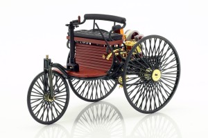 Mercedes-Benz Patent Motorwagen Daimler 1886 Green HQ Norev 1:18