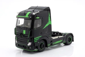 Mercedes-Benz Actros R5 Italian Collection SZM 2021 Black / Green Solido 1:24
