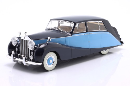 MCG18051 Rolls Royce Silver Wraith Empress by Hooper 1956 Black / Light Blue MCG 1:18